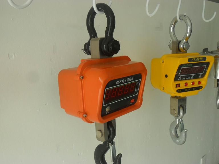 关于 车载MP3,可插卡,日本罗姆芯片 51Sole 搜